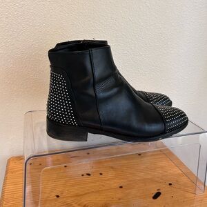 Stelle Monelle woman Black Leather Ankle Boots with Studded Accents size 40
